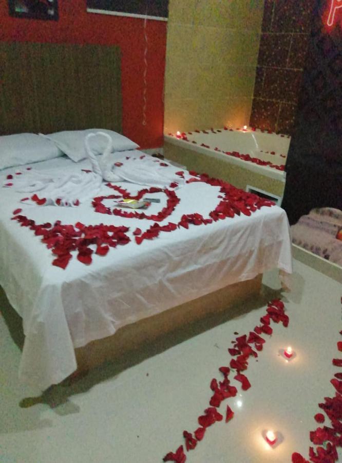 ميديلين Hotel Marat Suite المظهر الخارجي الصورة